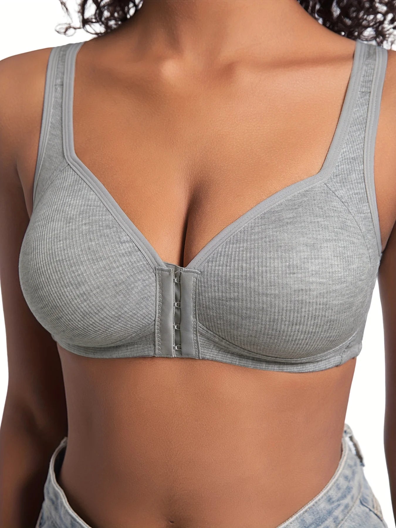 SoftFit Front Support Bra